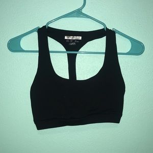 Black sports bra